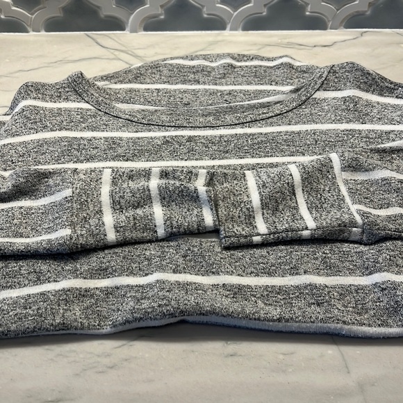3/4 sleeve gray and white stripe pullover top. - Picture 1 of 9